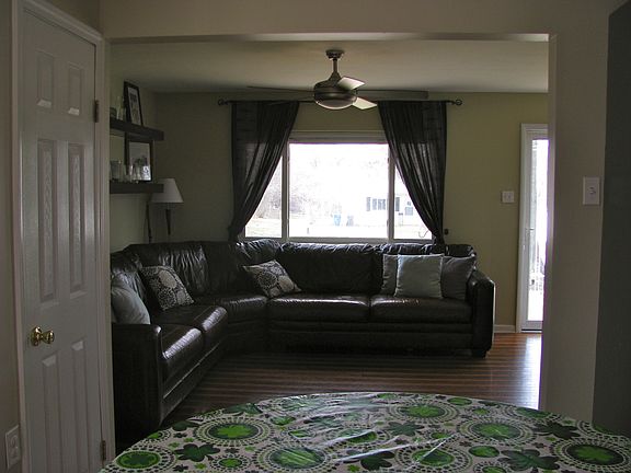 5th image of 95 Ville Teresa Ct