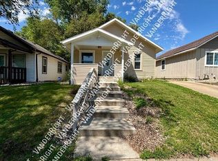 1326 E 4th St, Sioux Falls, SD 57103