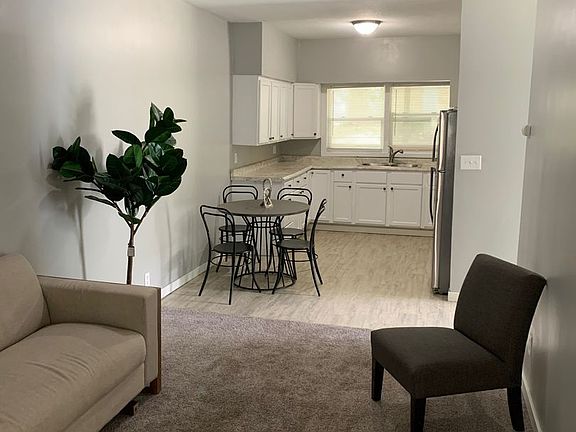 2nd image of 1657 Minnehaha Ave E APT 2