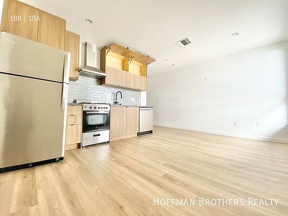 2nd image of 233 Rosemont Ave APT 2