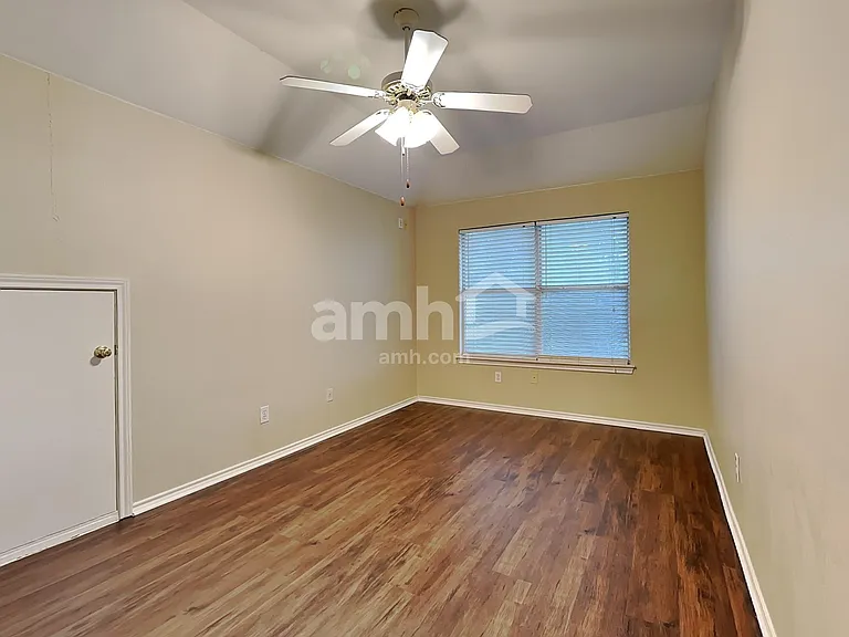 5217 Alec Dr — Photo 21