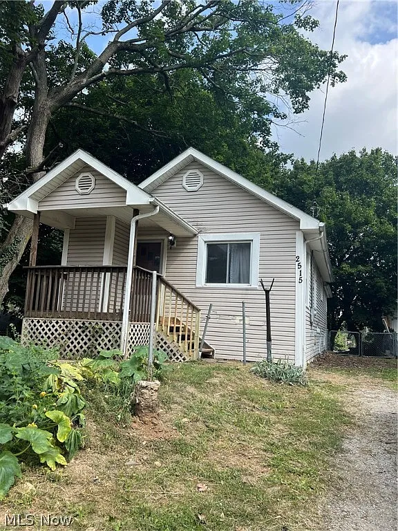 2515 Sanitarium Rd photo 1