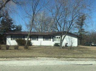 2318 Rolling Ridge Ln, Lindenhurst, IL 60046