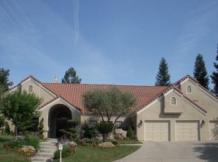 9695 N Avon Ct, Fresno, CA 93720