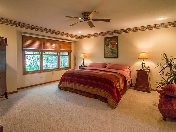 4th image of 5835 Cartago Dr