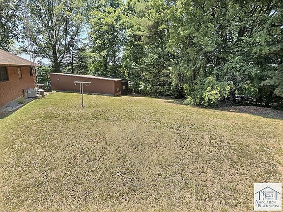 5th image of 5063 Martin Rd