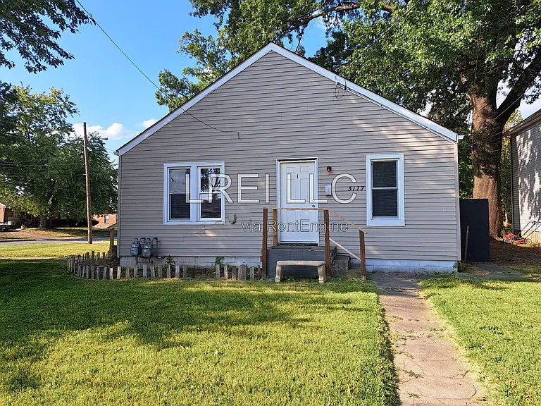 3127 Southern Ave — Photo 1