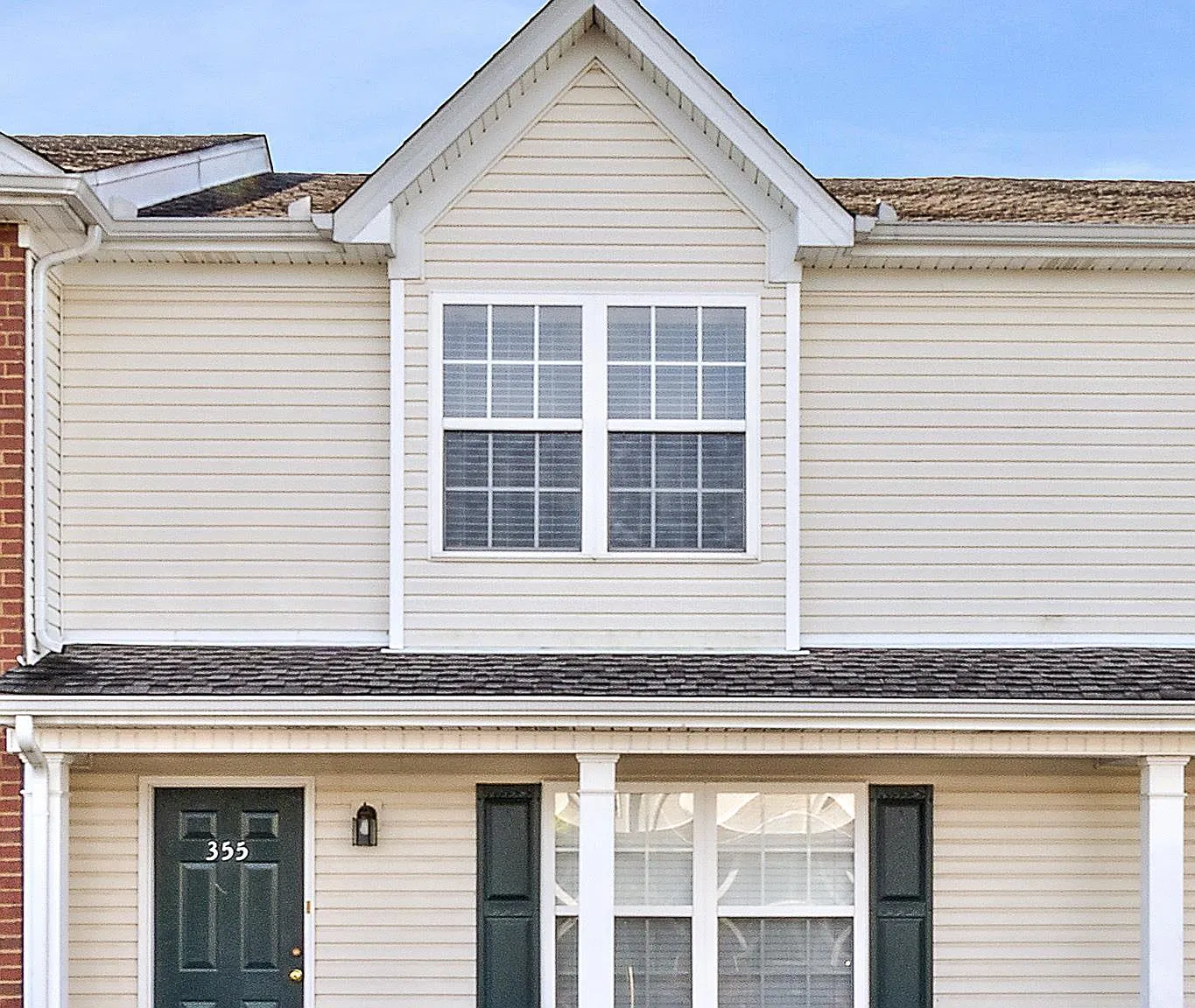 2 bed, 2.5 bath, 1260 sqft, $1,500 — Photo 3
