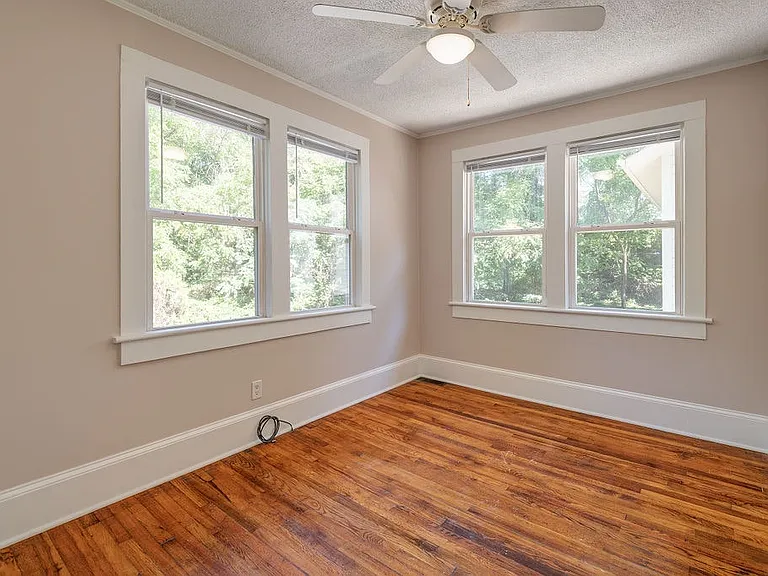 355 Sand Hill Rd — Photo 11