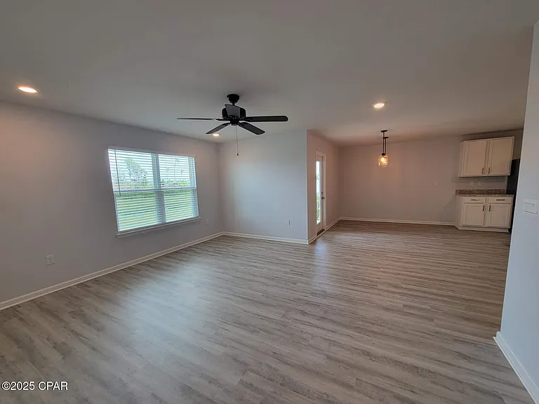 6585 Slabinski Ln — Photo 24