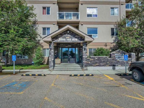 5005 165th Ave NW #125, Edmonton, AB T5Y 0L8