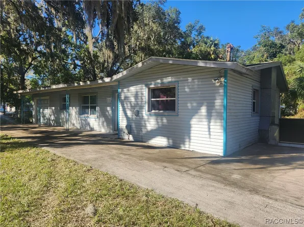 1328 NE 5th Ave, Crystal River, FL 34428