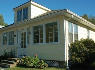 338 Post Rd, Warwick, RI 02888