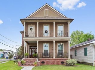916 Kepler St, Gretna, LA 70053
