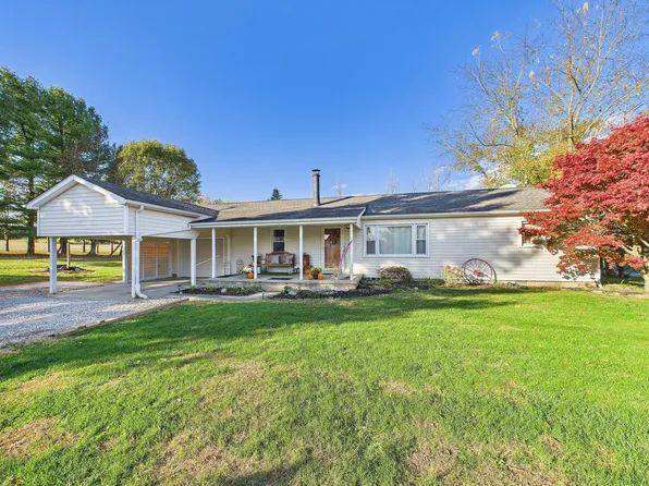 5550 Westfall Rd SW, Lancaster, OH 43130