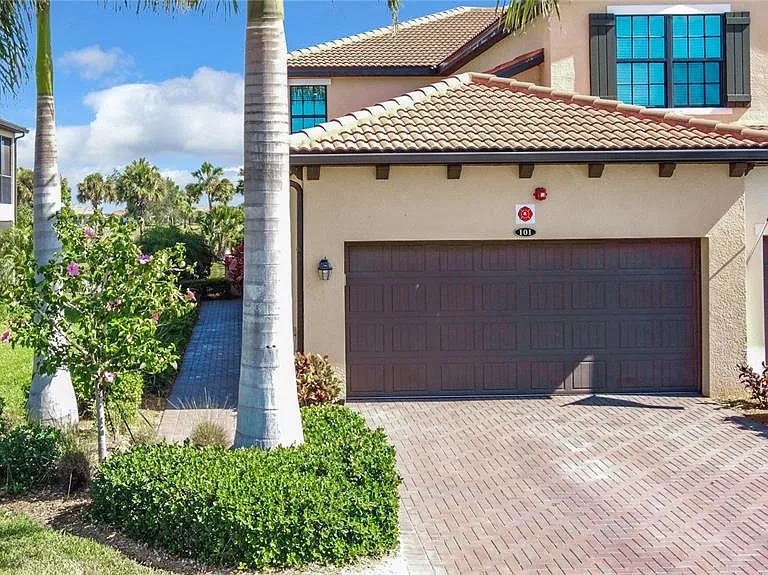 10796 Tarflower Dr #101 — Photo 2