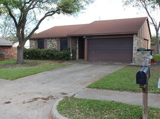 1817 Legend Dr, Garland, TX