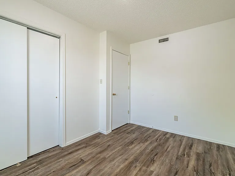 2020 Baldwin St #9 — Photo 11