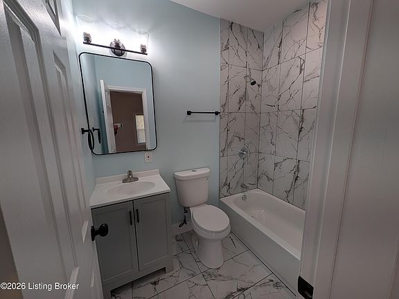 5th image of 111 S 43rd St