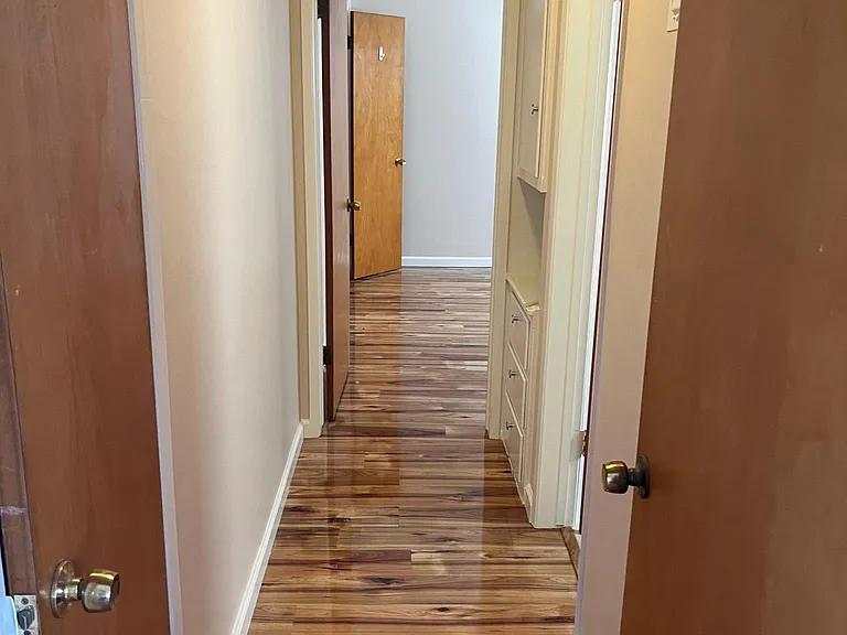 1761 E 1st St #8 — Photo 12