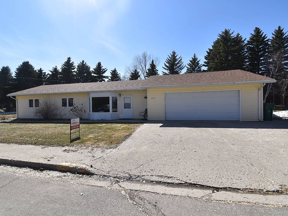 907 5th St NE, Rolla, ND 58367 MLS 11185381 Zillow