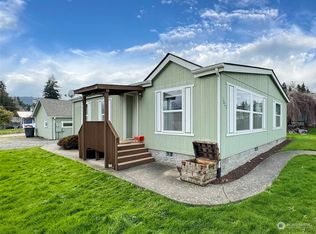 1022 W 11th St, Port Angeles, WA
