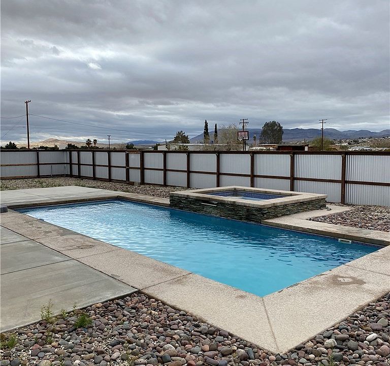 1st image of 73279 Raymond Dr