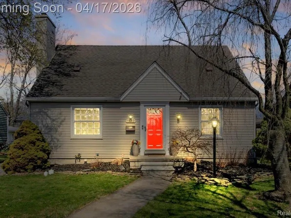 1202 Lawndale Dr, Royal Oak, MI 48067