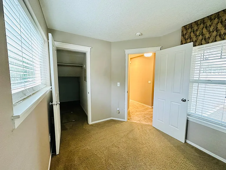 6048 NE Birch St — Photo 15