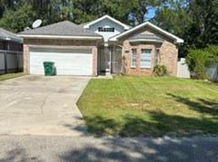 6004 E Jackson St, Bay Saint Louis, MS 39520