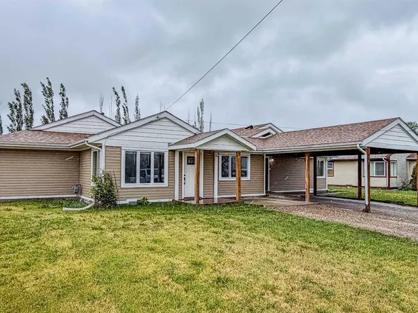 340 E 400th St N, Raymond, AB T0K 2S0