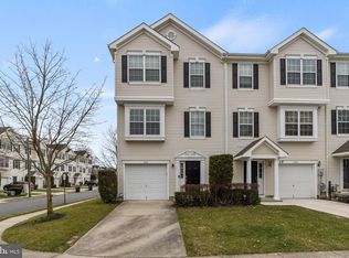 512 Nottingham Pl, Delran, NJ 08075