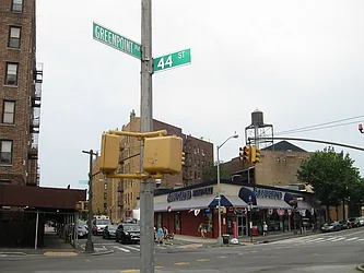 Rented by Realty 2000 Corp