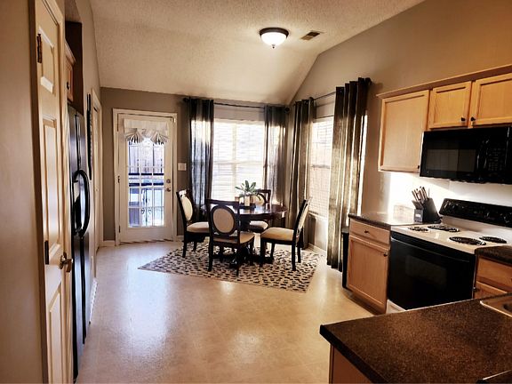 5th image of 2761 Virginia Woods Pl