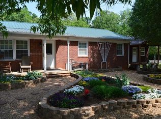 817 Chief Thomas Rd, HARMONY, NC 28634