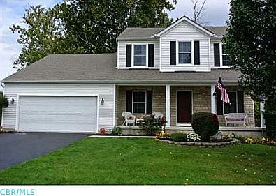 1st image of 354 Highbanks Valley Dr