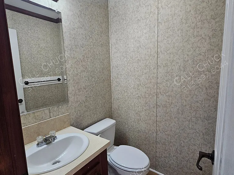 1664 Fyler Rd #4 — Photo 6