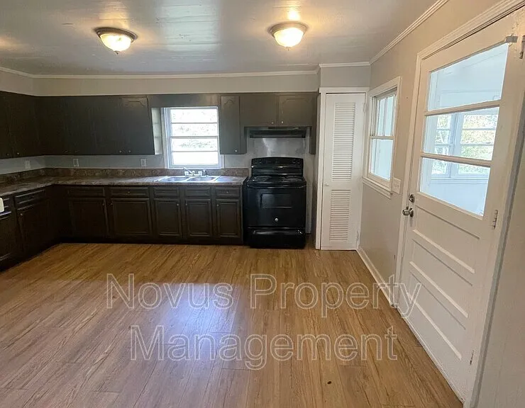 586 McKenzie Bridge Rd — Photo 12