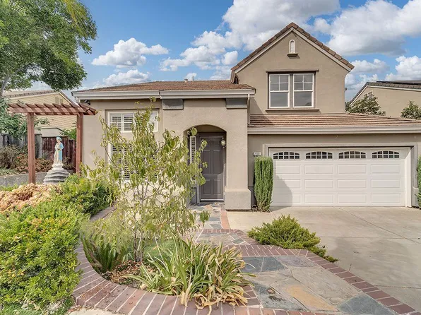 2201 Ceynowa Ln, San Jose, CA 95121