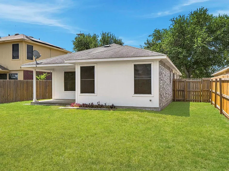 1144 Miss Kimberlys Ln — Photo 27