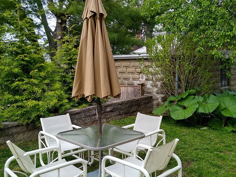 453 Huron Ave #2 — Photo 9