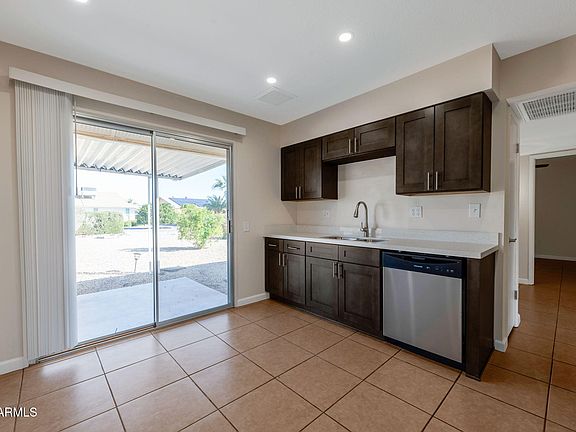 5th image of 9822 W SILVERBELL Drive
