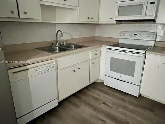 4th image of 400 Kings Point Dr APT 1220