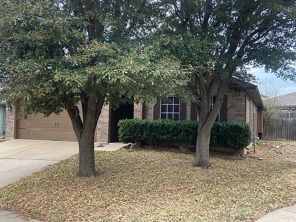 2nd image of 1400 Horseshoe Bend Ct