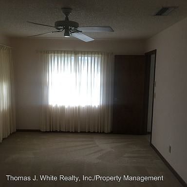4th image of 489 NE Midvale St