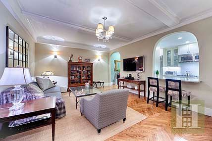 1st image of 150 E 49th St APT 4C