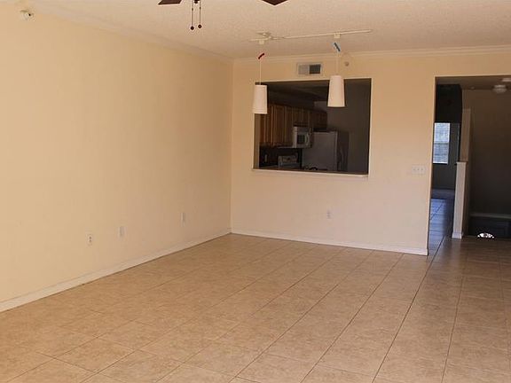 3rd image of 5001 Baraldi Cir #22209