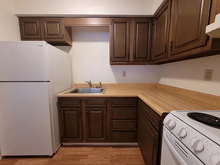 Tanglewood Apartments — Photo 68