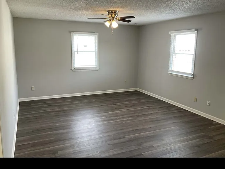 1625 Cranberry Hill Ln — Photo 13