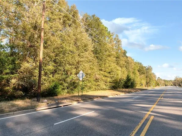 6450 Moffett Rd, Mobile, AL 36618